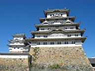 Himeji-jo - Main tower.JPG