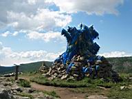 12 - Tovkhon Khiid - Large ovoo on the top.JPG