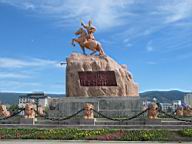 06 - sukhbaatar.JPG